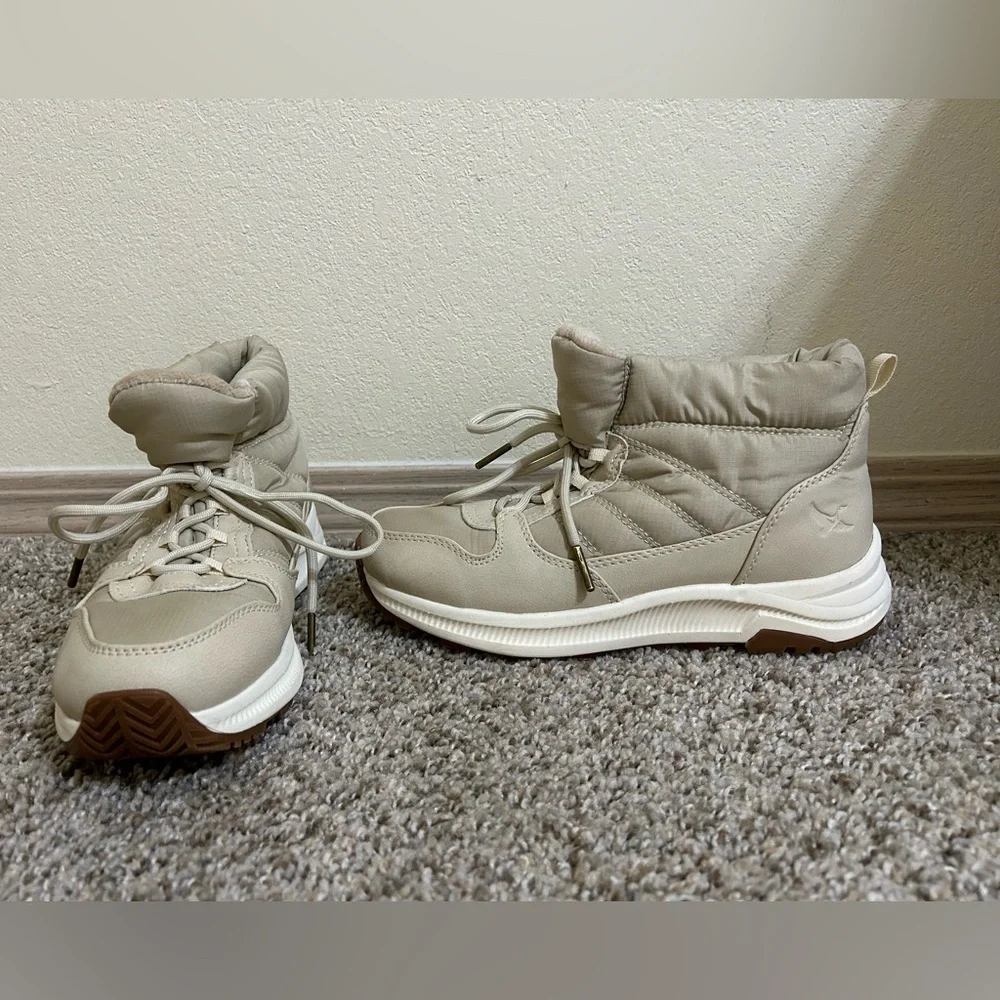 Eddie Bauer Women's Balasana Winter Boot Tan Size 7 Lace Up Lined Outdoor Snow